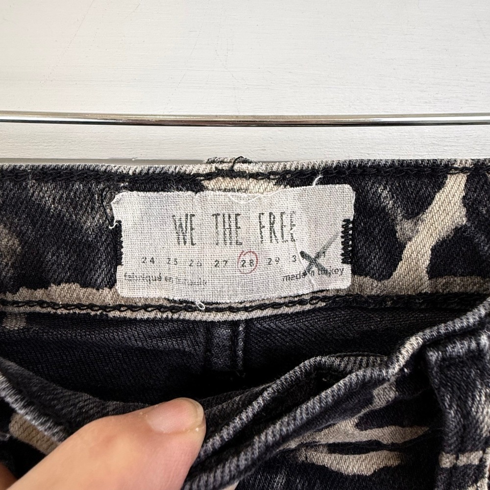 Free People Bleach Splatter Distressed Skinny Jeans‎ Black WOMEN 28 - Picture 5 of 11